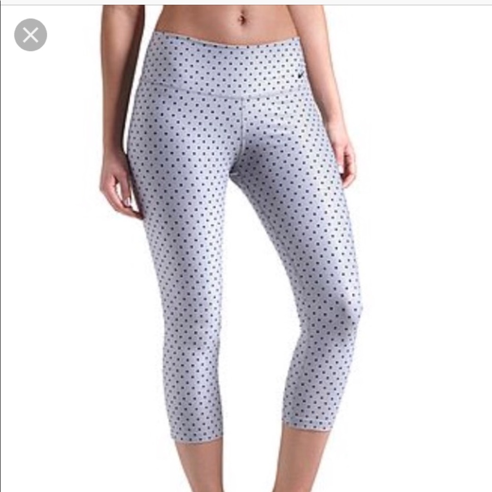 Nike dri fit Capri